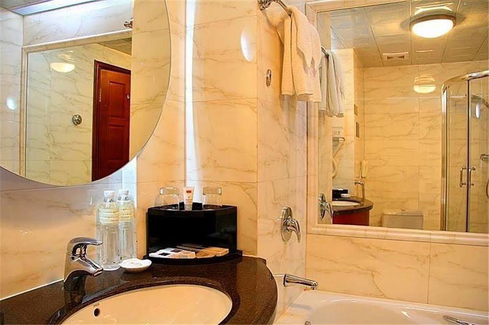 Regent Hotel ต้าหลี่ ภายนอก รูปภาพ